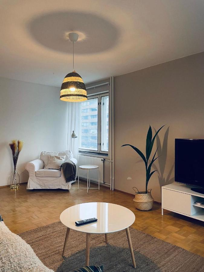 Keskusta Kaksio Tuomiokirkon Ja Yliopiston Laehellae Apartment Turku Exterior photo